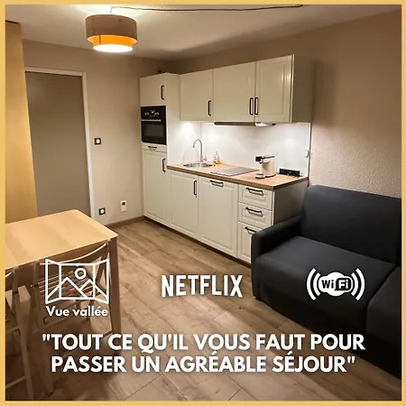 Le Vernon Apartment