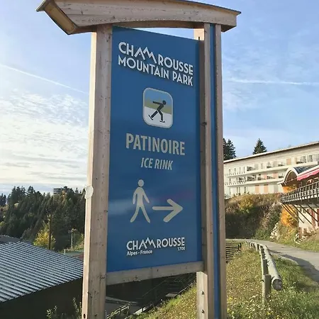 Le Vernon *