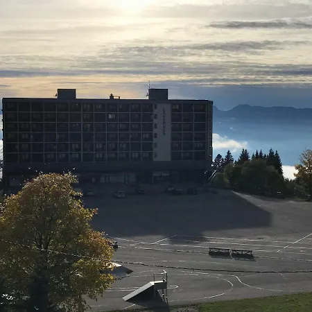 Le Vernon Apartment Chamrousse